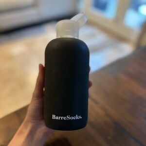 bkr Bottle BarreSocks Black Glass Water Bottle Little 500 ml 16 oz